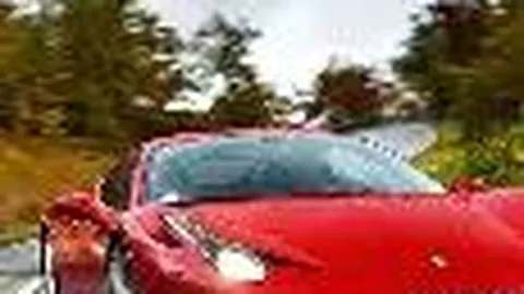 刘亦菲自拍意外暴露镜中秘密